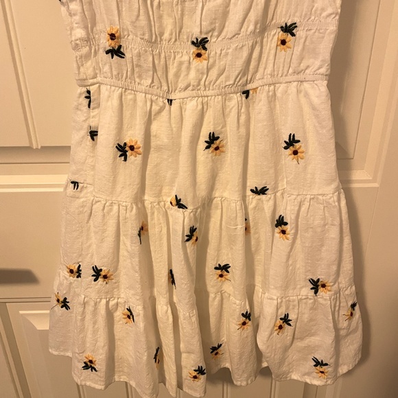 Embroidered Sunflower Dress - Picture 14 of 14